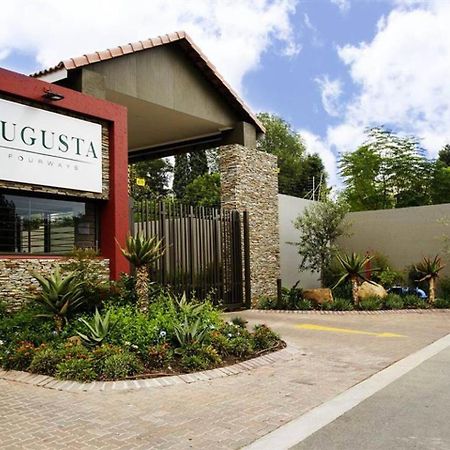 Nova Luxury Suites Fourways Johannesburg Exterior photo